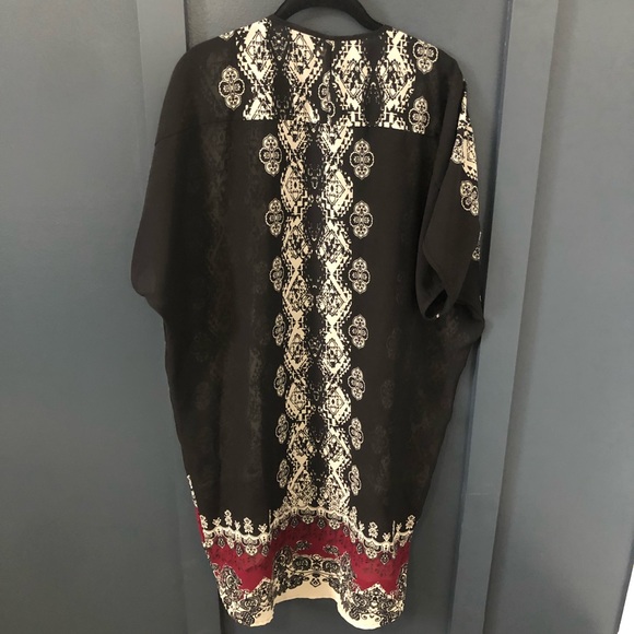 Allover Pattern Kimono - Picture 2 of 4